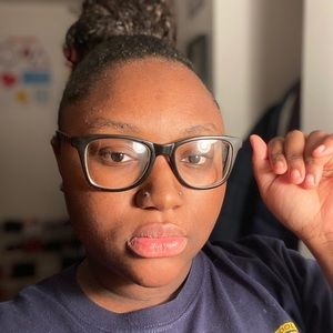 Meet your Posher, Sadeyah